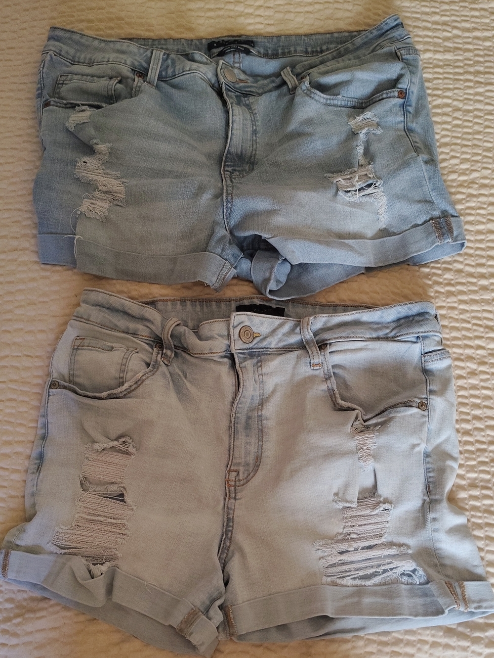 Aeropostale Distressed High Rise Midi Jean Shorts 2 Pair!! Women's Size 16